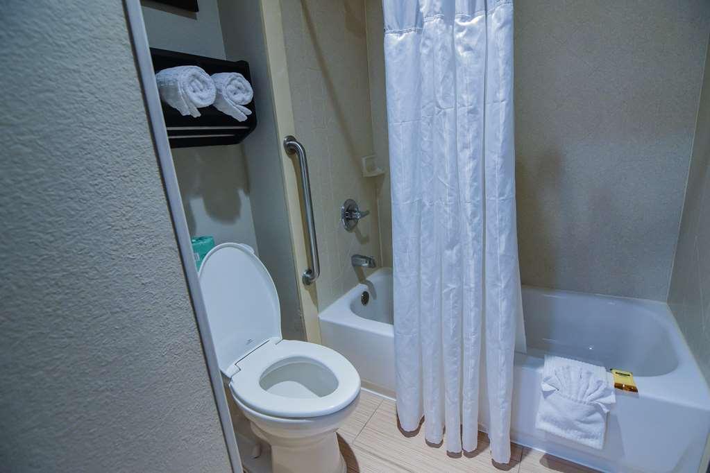 Best Western Plus Lafayette Hotel University Area 外观 照片