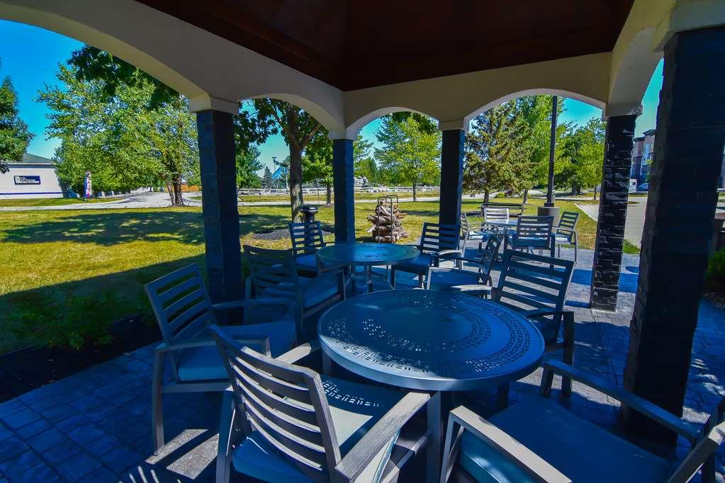 Best Western Plus Lafayette Hotel University Area 设施 照片