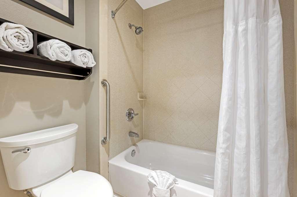 Best Western Plus Lafayette Hotel University Area 客房 照片