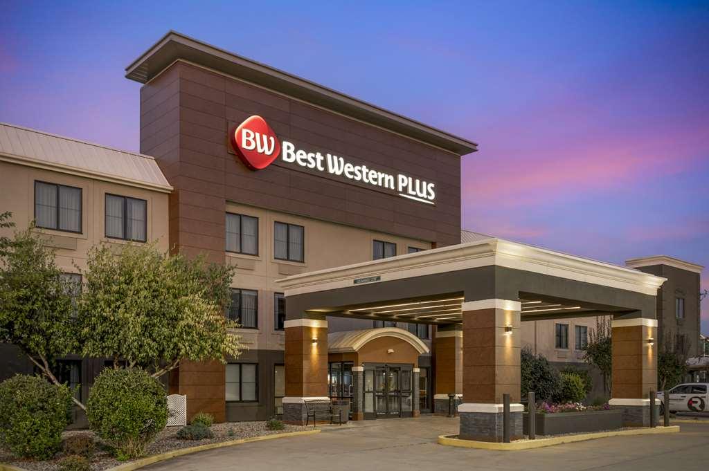 Best Western Plus Lafayette Hotel University Area 外观 照片