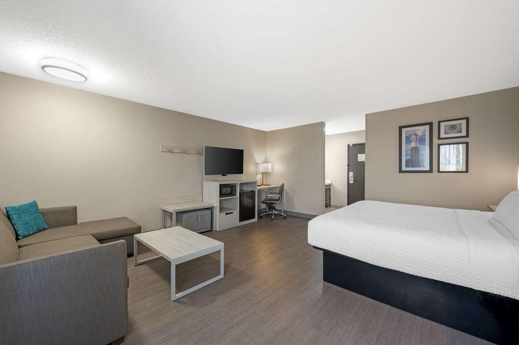 Best Western Plus Lafayette Hotel University Area 客房 照片