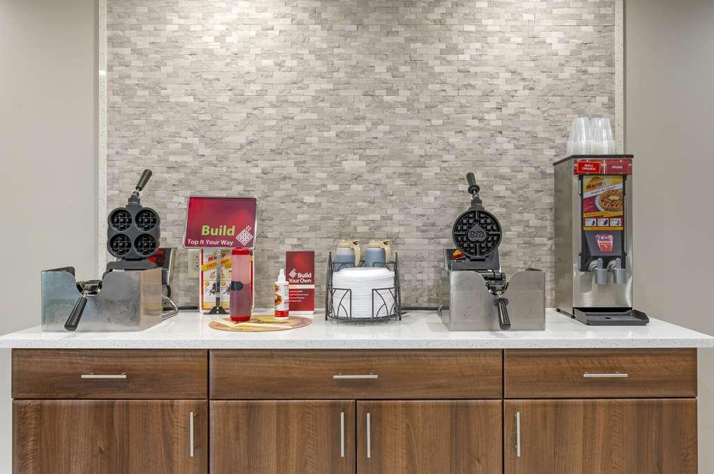 Best Western Plus Lafayette Hotel University Area 餐厅 照片