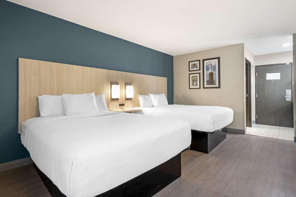 Best Western Plus Lafayette Hotel University Area 客房 照片